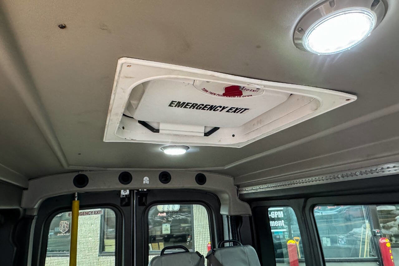 Used 2016 Ford Transit 250 148 Medium Roof image 13