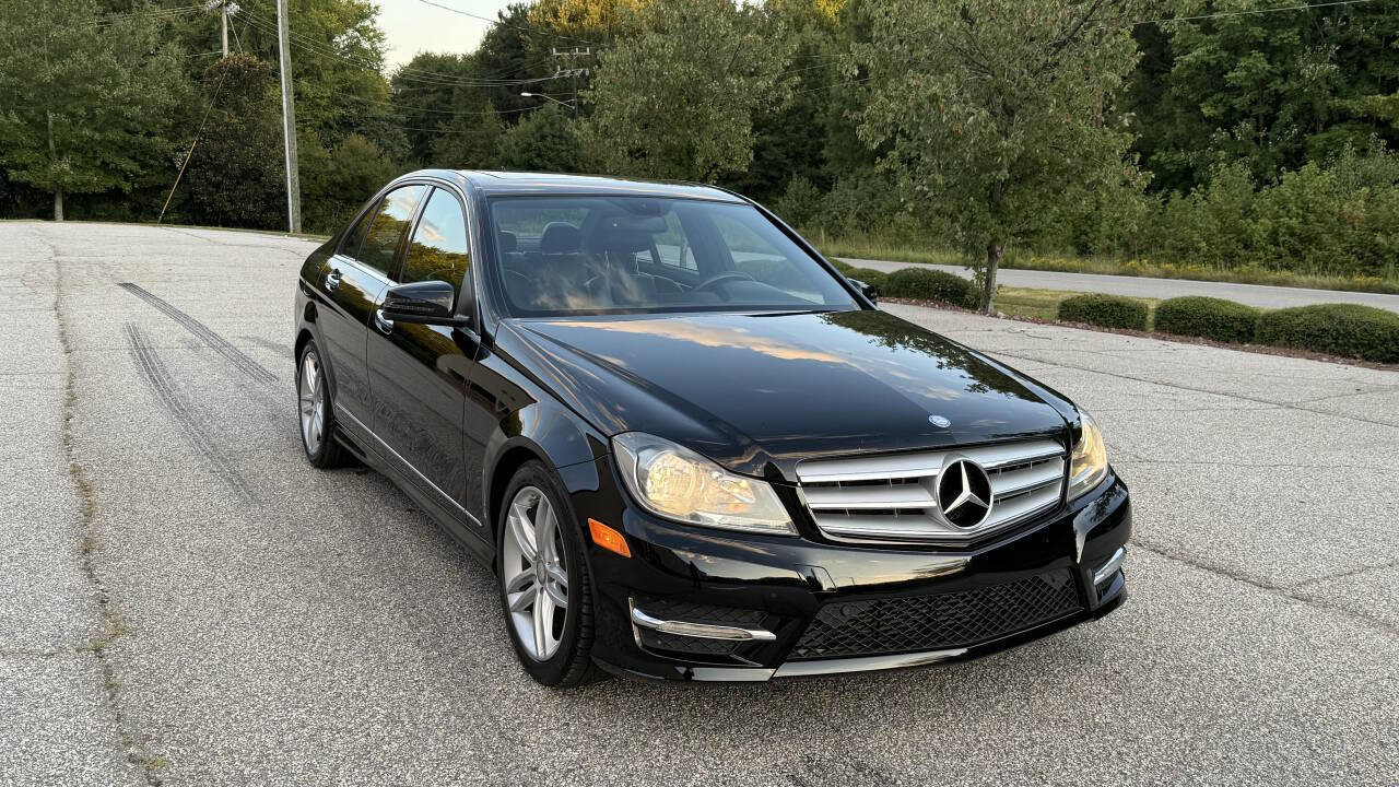 Used 2013 Mercedes-Benz C 250 Sedan w/ Premium 1 Pkg image 1
