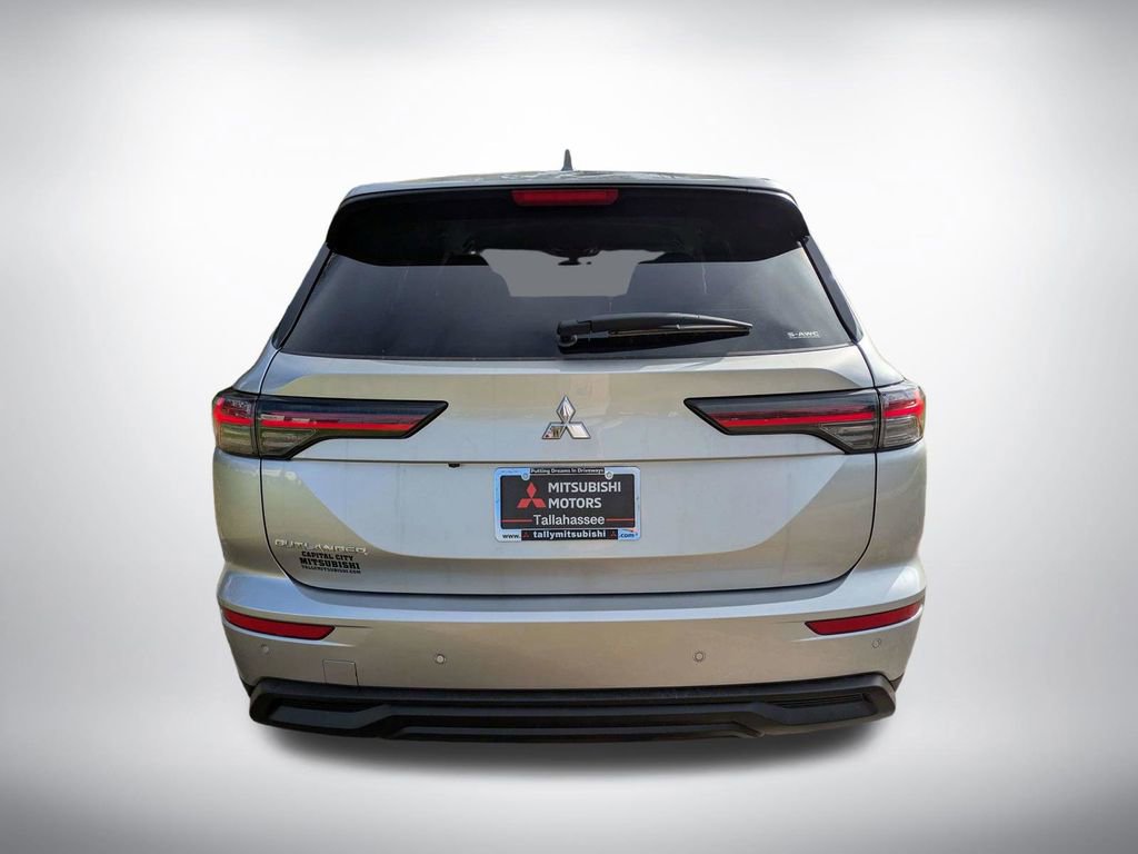 New 2026 Mitsubishi Outlander ES AWD/4WD image 5
