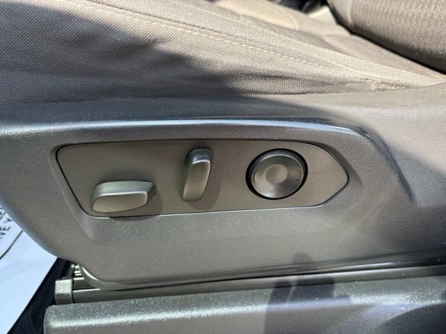 Used 2023 Chevrolet Silverado 1500 Custom w/ LPO, Dark Essentials Package AWD/4WD image 23