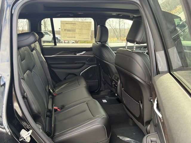 New 2026 Jeep Grand Cherokee Limited AWD/4WD image 33