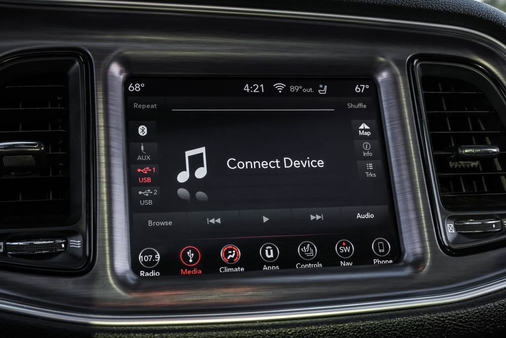 Used 2018 Dodge Challenger R/T Plus image 30