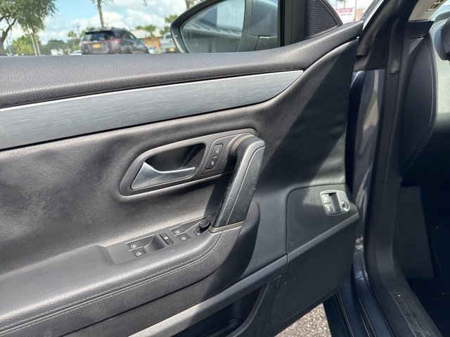 Used 2015 Volkswagen CC Sport image 23