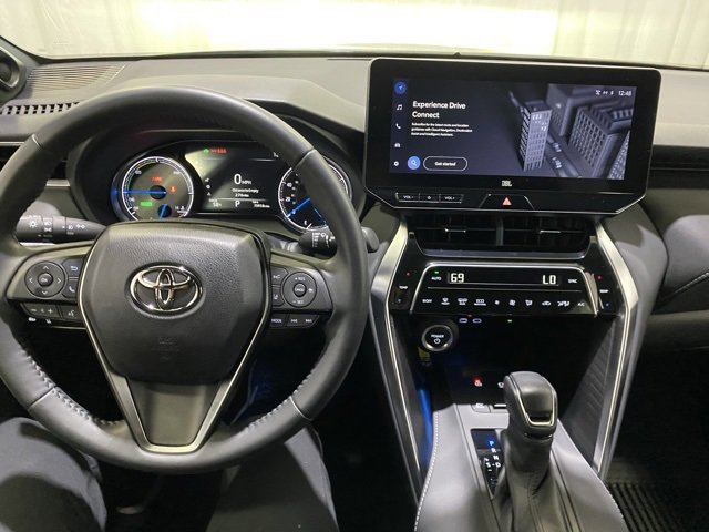 Certified 2024 Toyota Venza XLE image 21