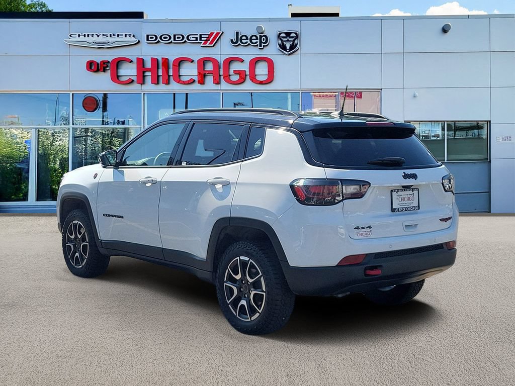 Certified 2025 Jeep Compass Trailhawk w/ Trailhawk Elite Group AWD/4WD image 3