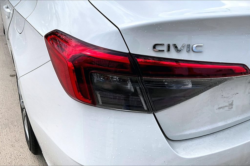 Used 2023 Honda Civic LX image 34