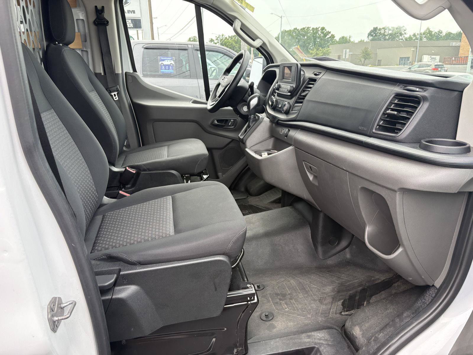 Used 2025 Ford Transit 250 Low Roof w/ Exterior Upgrade Package RWD image 12