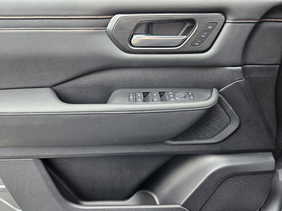 New 2025 Nissan Armada PRO-4X image 29