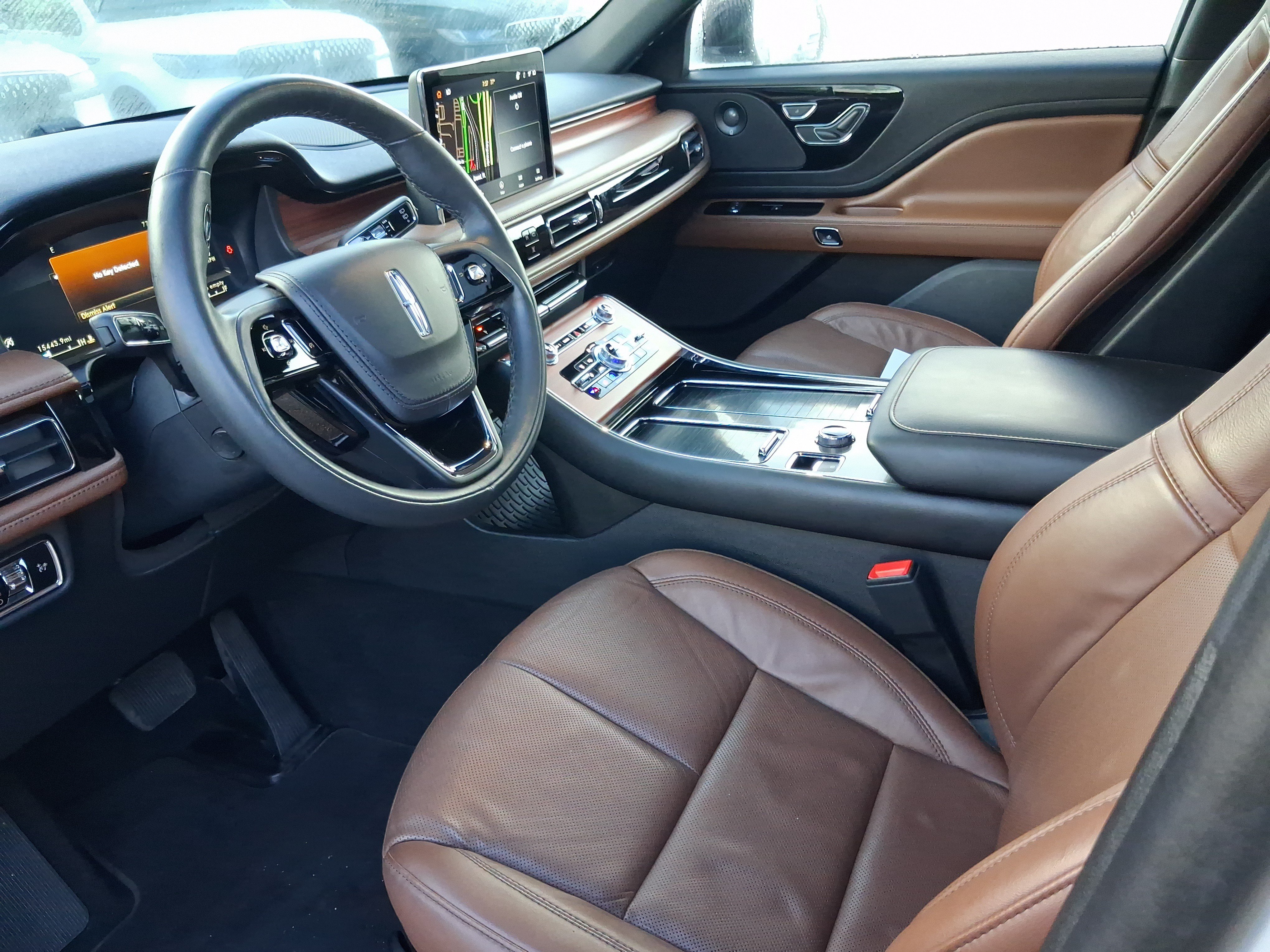 Certified 2024 Lincoln Aviator Reserve w/ Elements Package Plus RWD image 11