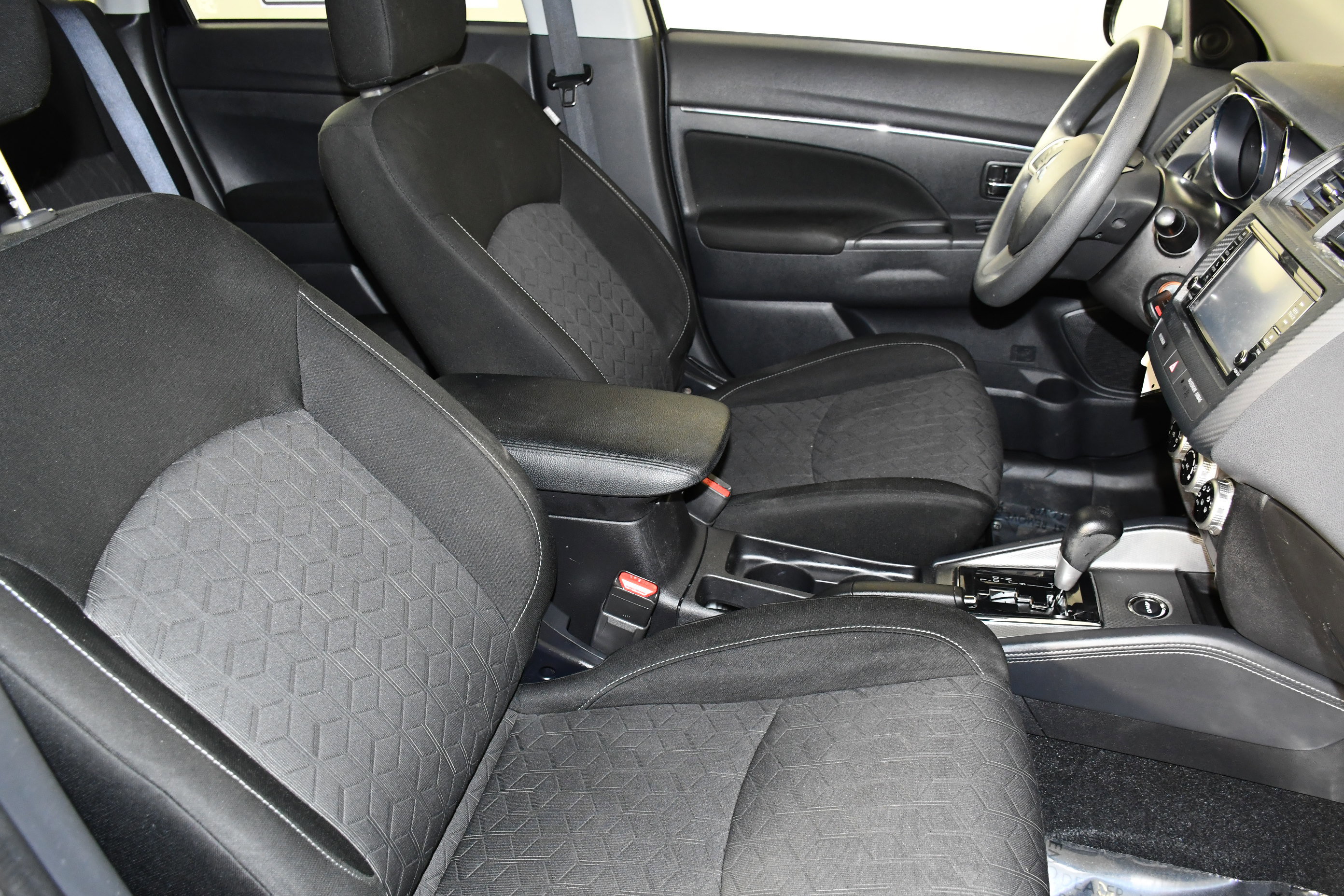 Used 2022 Mitsubishi Outlander Sport ES image 40