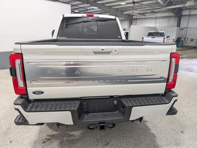 Used 2023 Ford F350 Platinum w/ FX4 Off-Road Package AWD/4WD image 4