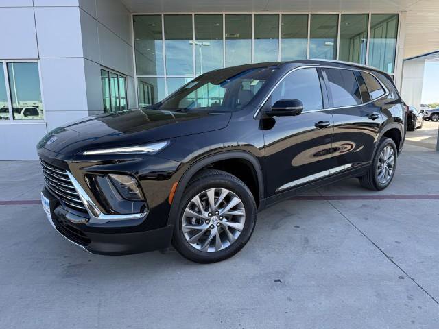 Used 2025 Buick Enclave Preferred w/ Power Package image 3