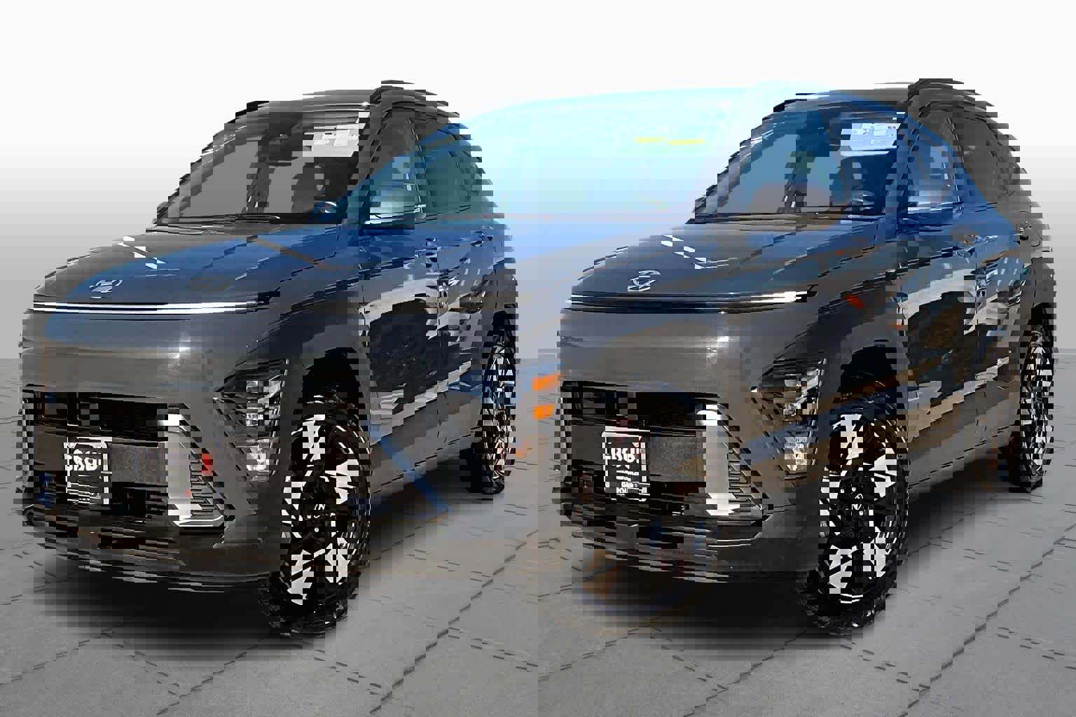 Used 2024 Hyundai Kona SEL image 1