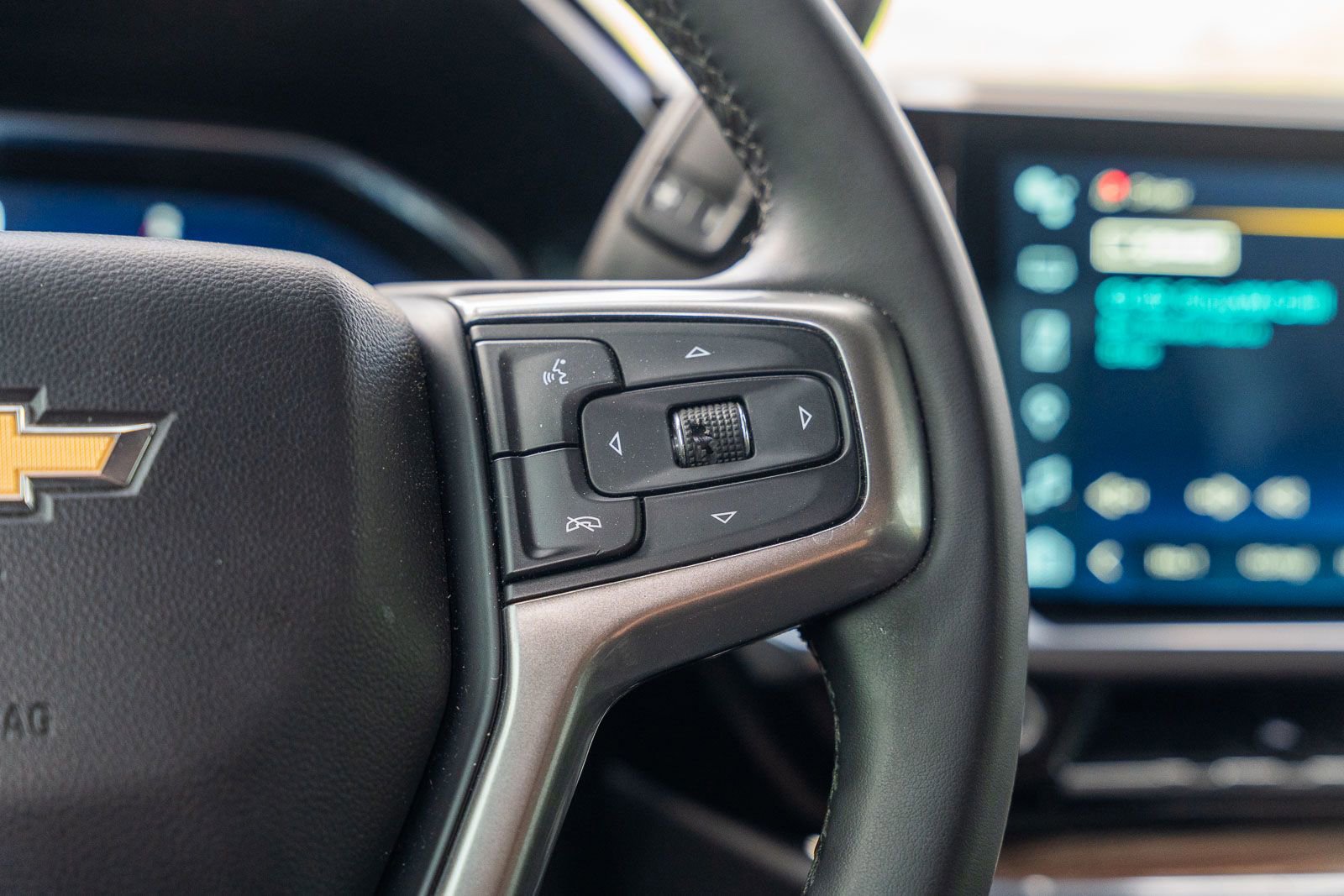 Used 2023 Chevrolet Silverado 1500 LT AWD/4WD image 29