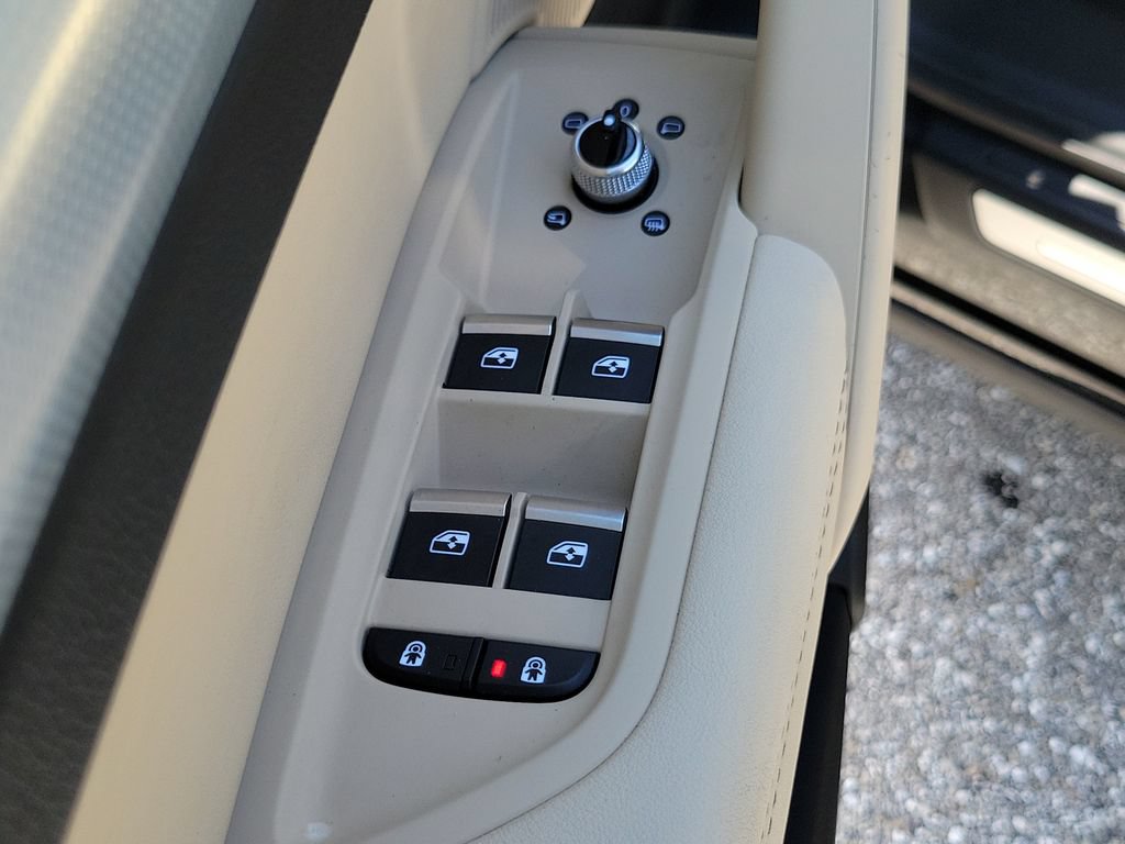 Certified 2025 Audi Q5 2.0T Premium Plus AWD/4WD image 21