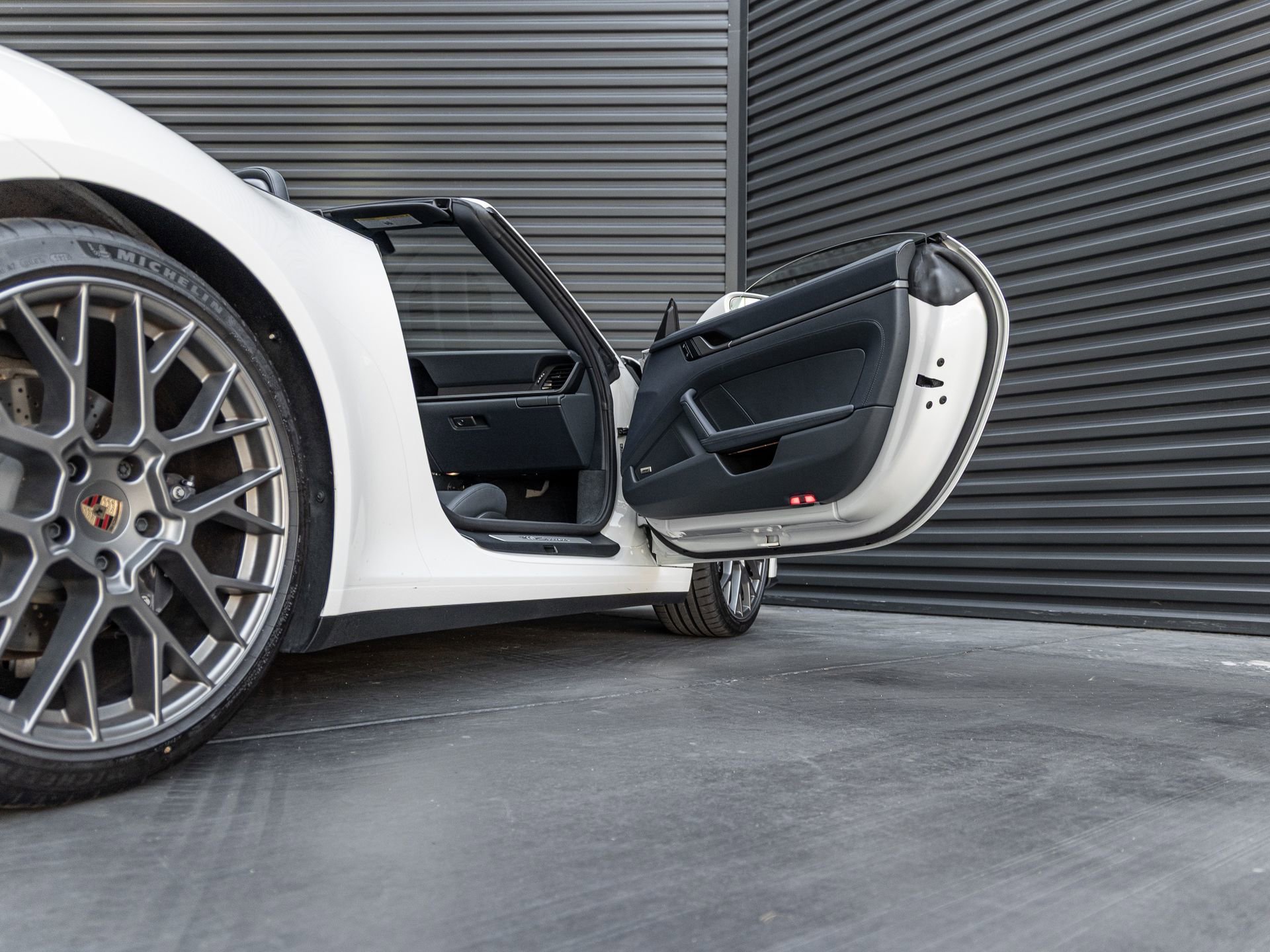 Certified 2026 Porsche 911 Carrera image 34