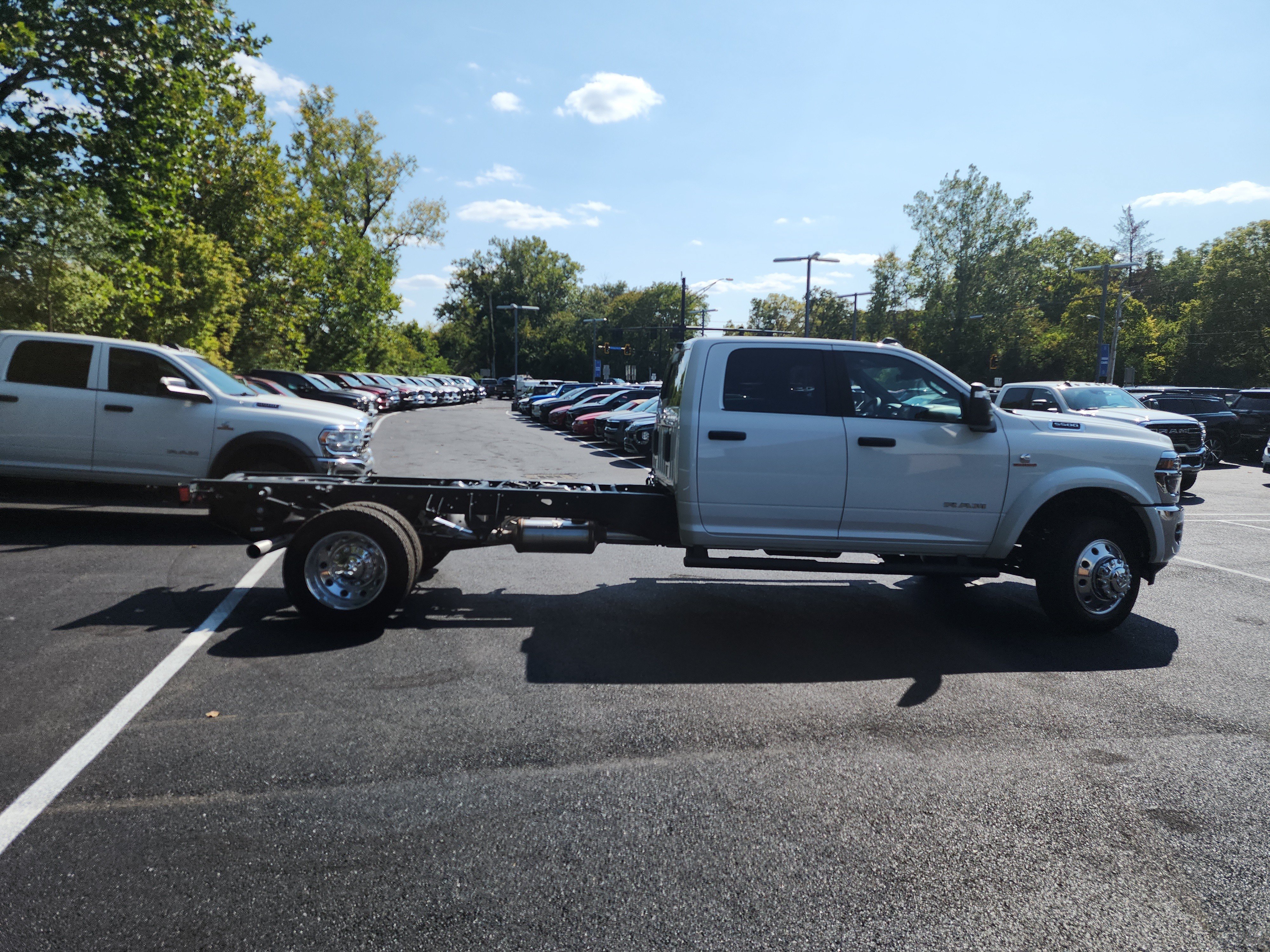 New 2026 RAM 5500 4x4 Crew Cab image 23