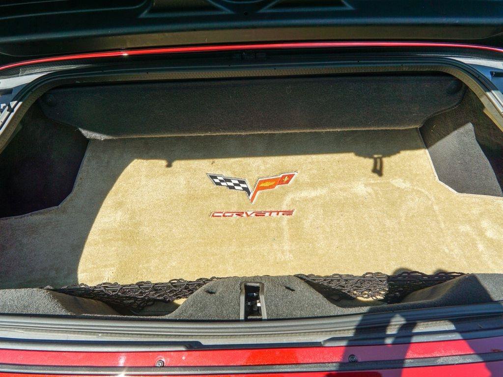 Used 2007 Chevrolet Corvette Convertible w/ Preferred Equipment Group RWD image 8
