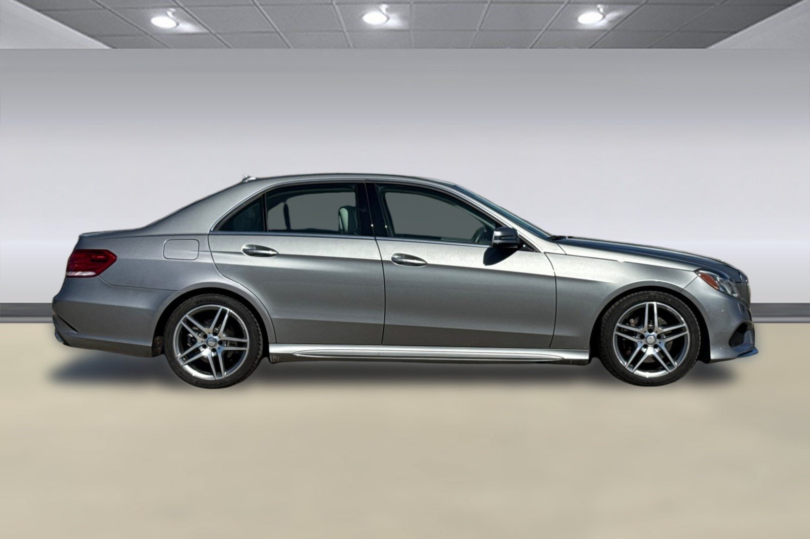 Used 2014 Mercedes-Benz E 350 Sedan image 8