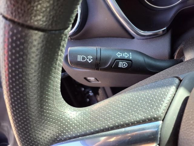 Used 2023 Chevrolet Blazer LT image 9