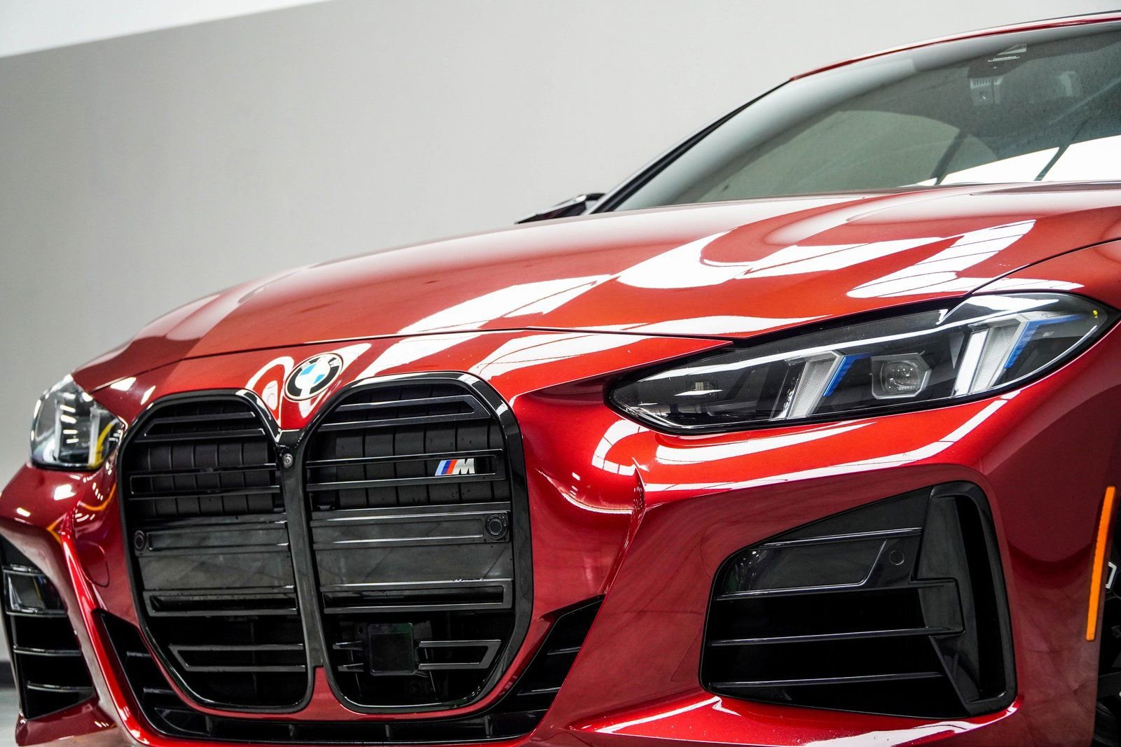 Used 2025 BMW M440i Convertible w/ Premium Package RWD image 5