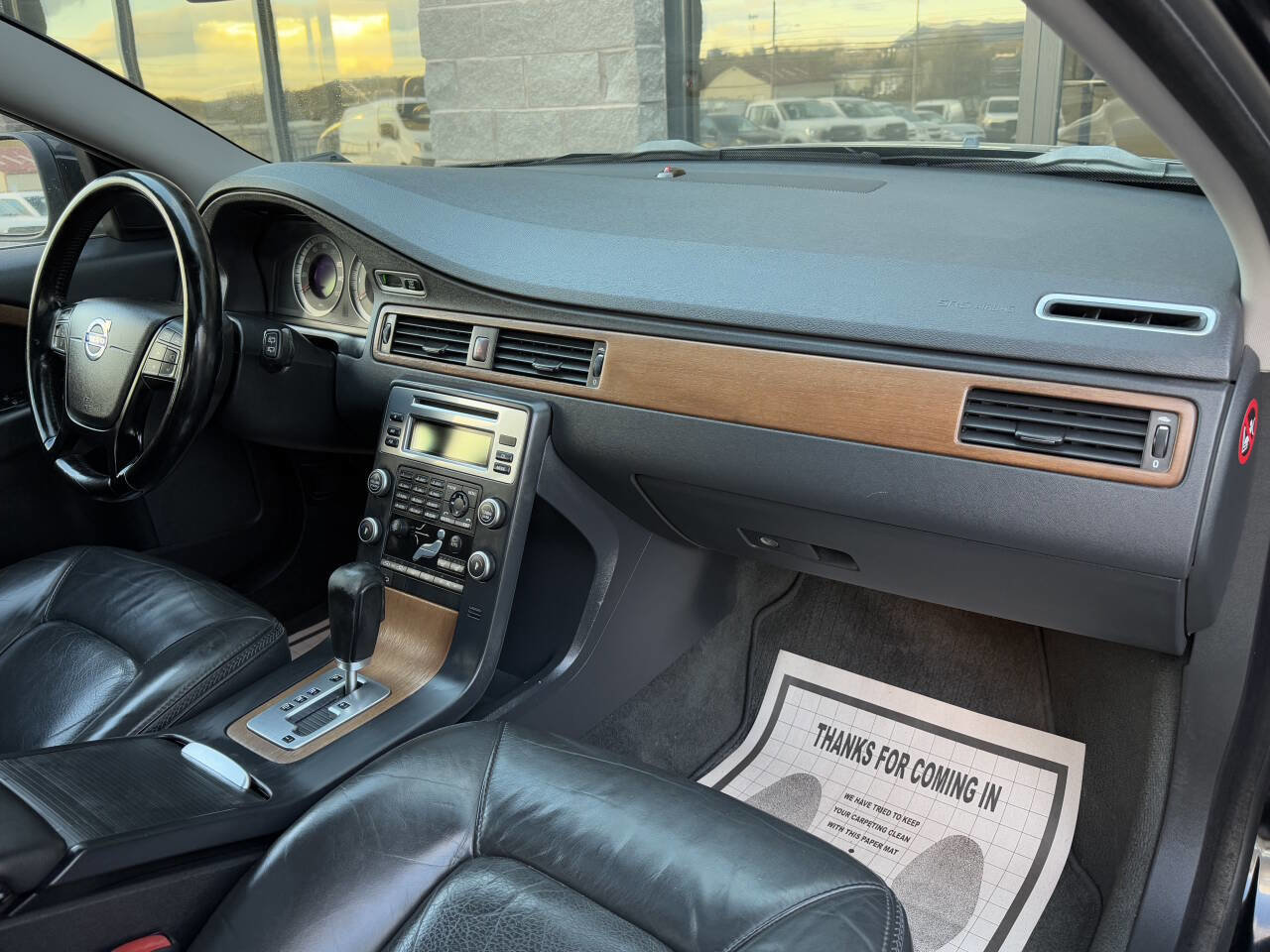 Used 2010 Volvo XC70 3.2 image 12