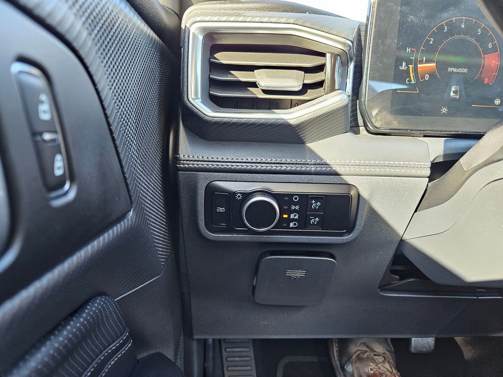 Used 2024 Ford Mustang Premium image 13