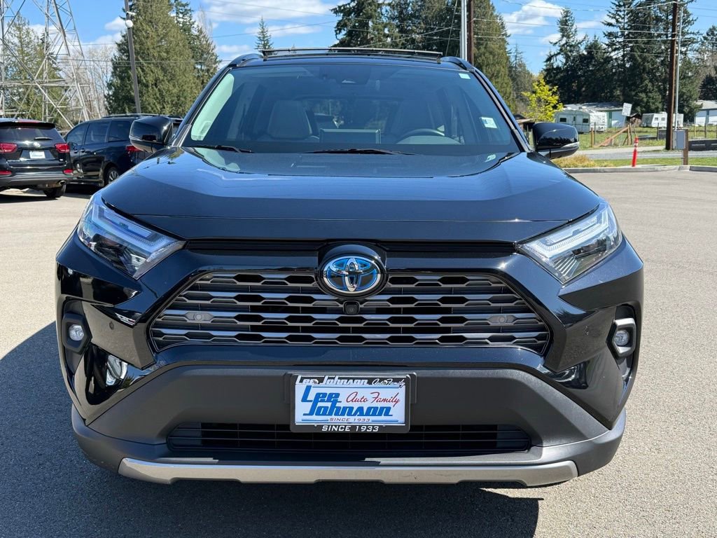 Used 2022 Toyota RAV4 Limited image 8