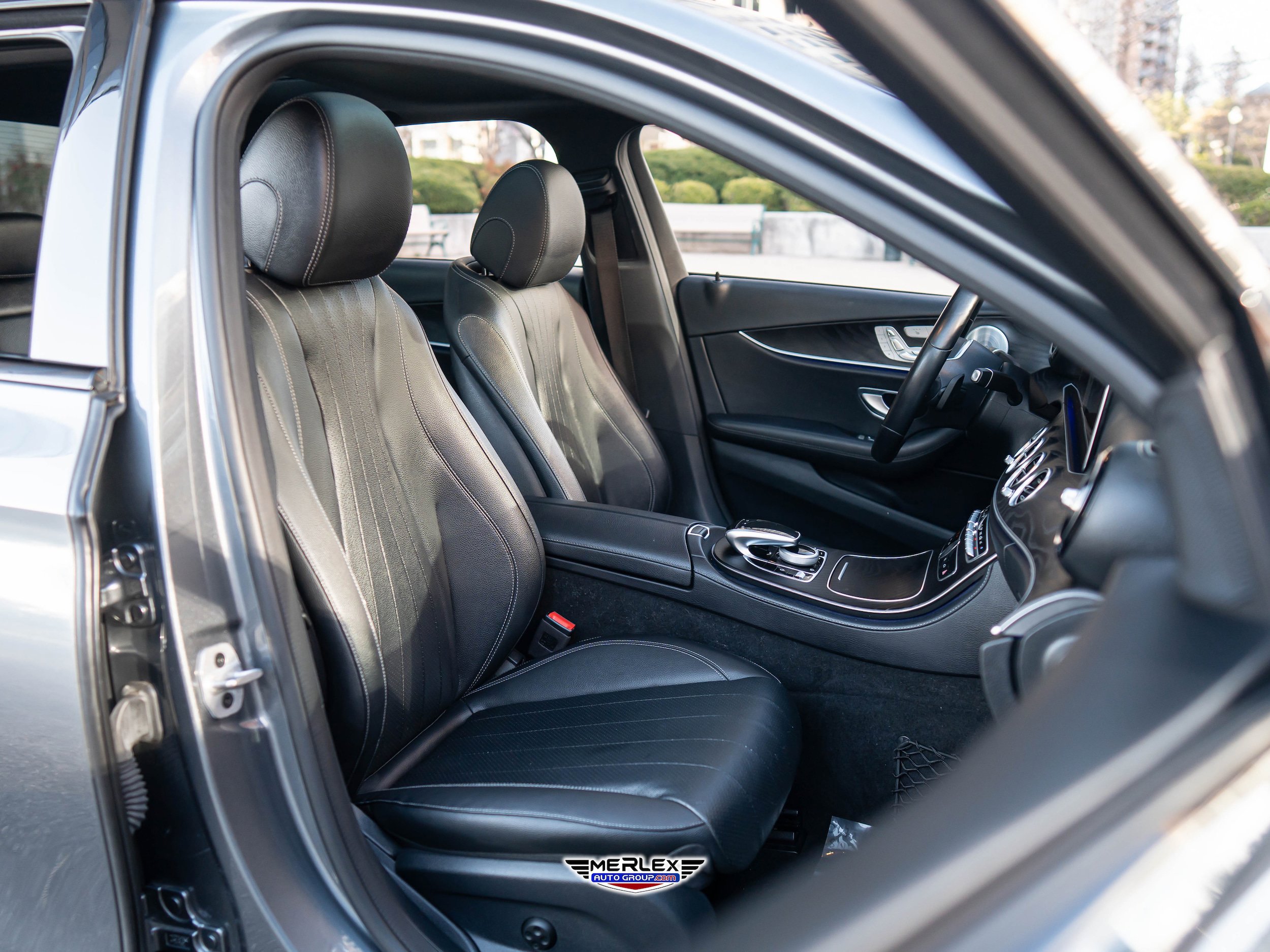 Used 2019 Mercedes-Benz E 300 4MATIC w/ Premium 1 Package image 17