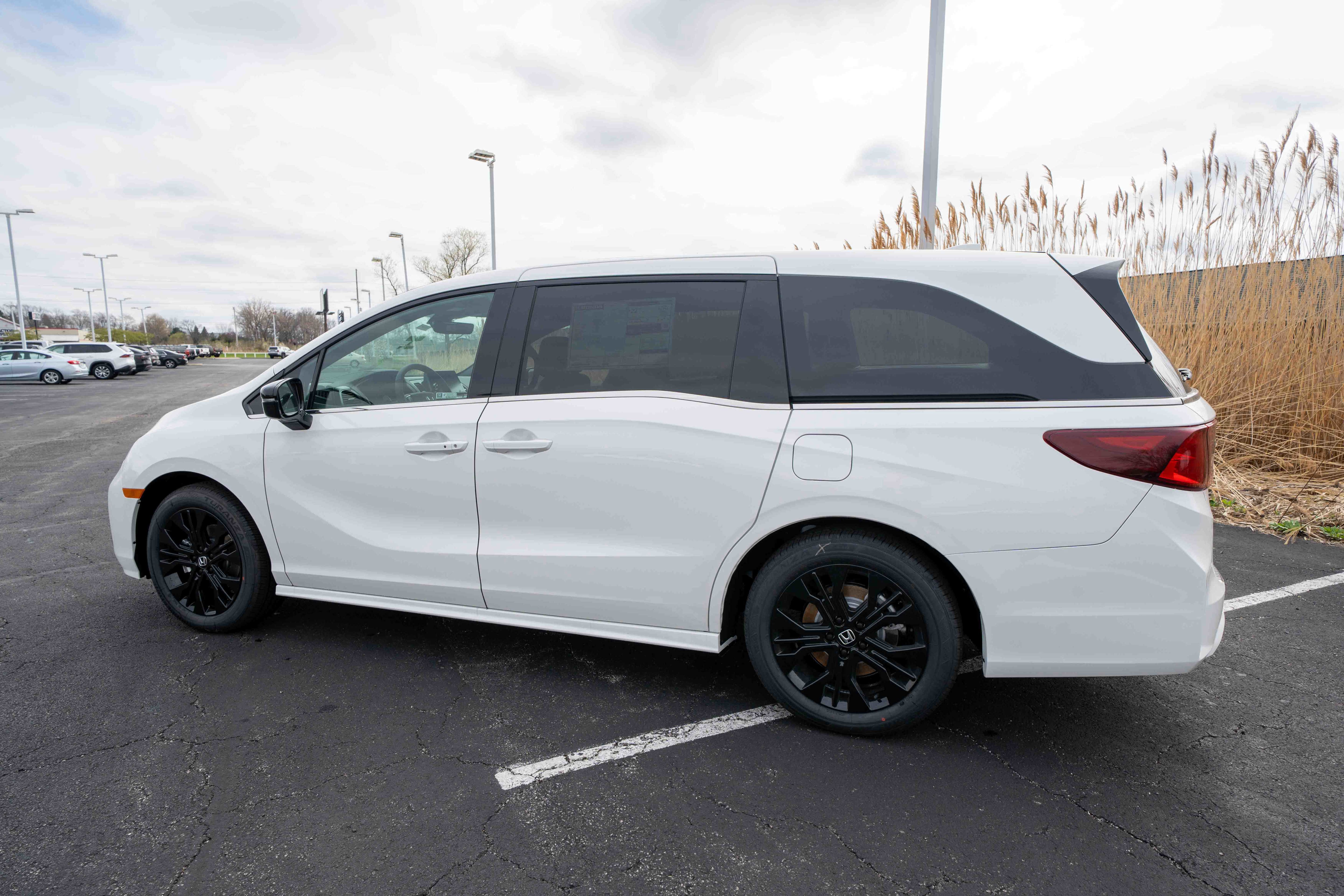 New 2026 Honda Odyssey Sport-L image 4