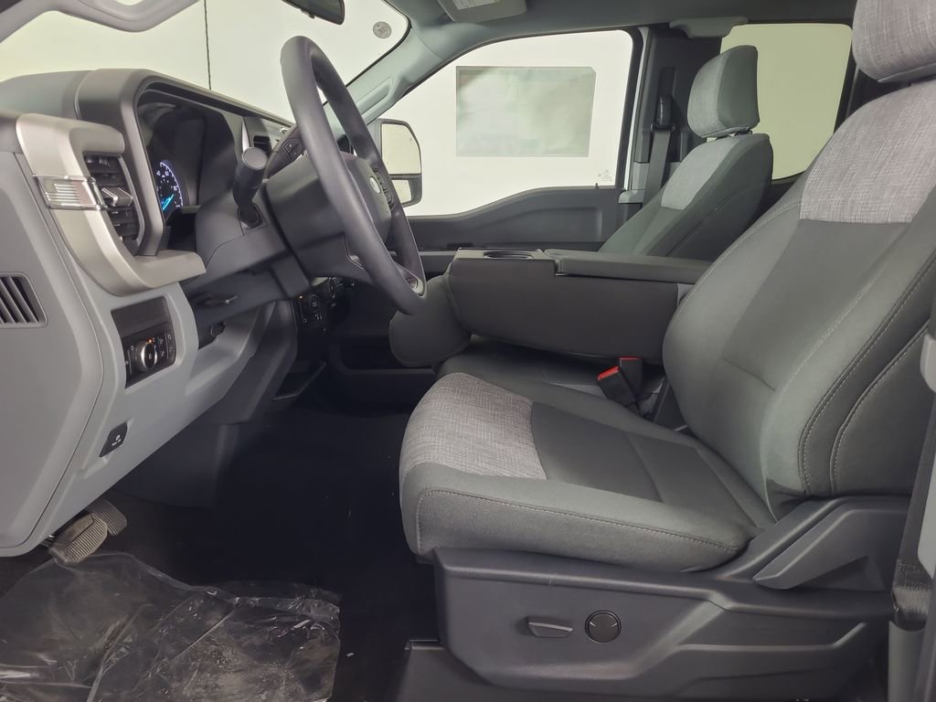 New 2026 Ford F250 XLT image 17