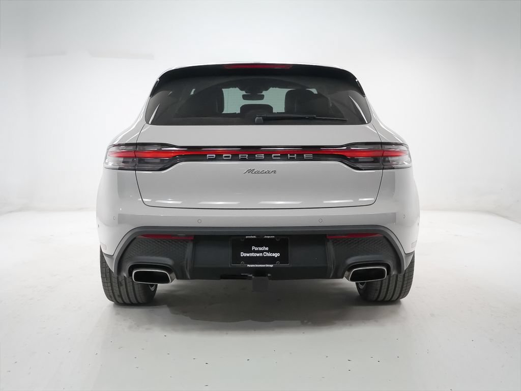 Certified 2026 Porsche Macan AWD/4WD image 9