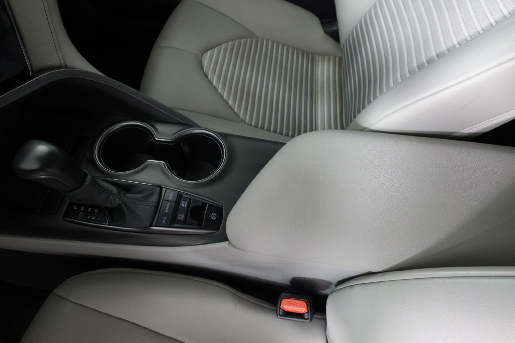 Used 2023 Toyota Camry SE FWD image 31