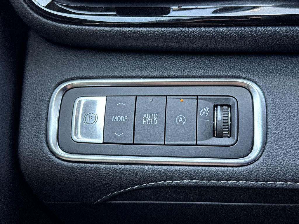 New 2026 Buick Enclave Avenir w/ Super Cruise Package FWD image 16