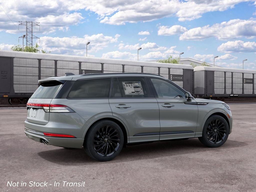 New 2027 Lincoln Aviator Reserve w/ Luxury Package RWD image 6