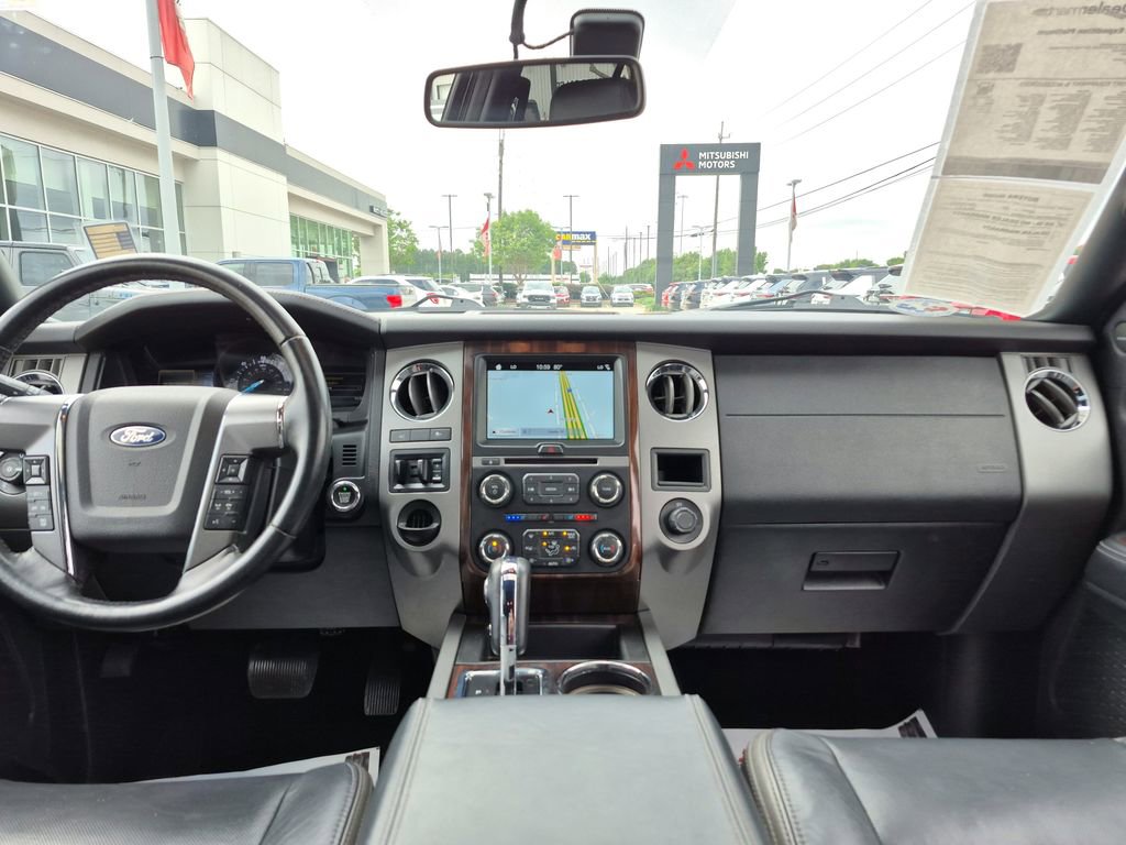 Used 2017 Ford Expedition Platinum RWD image 24