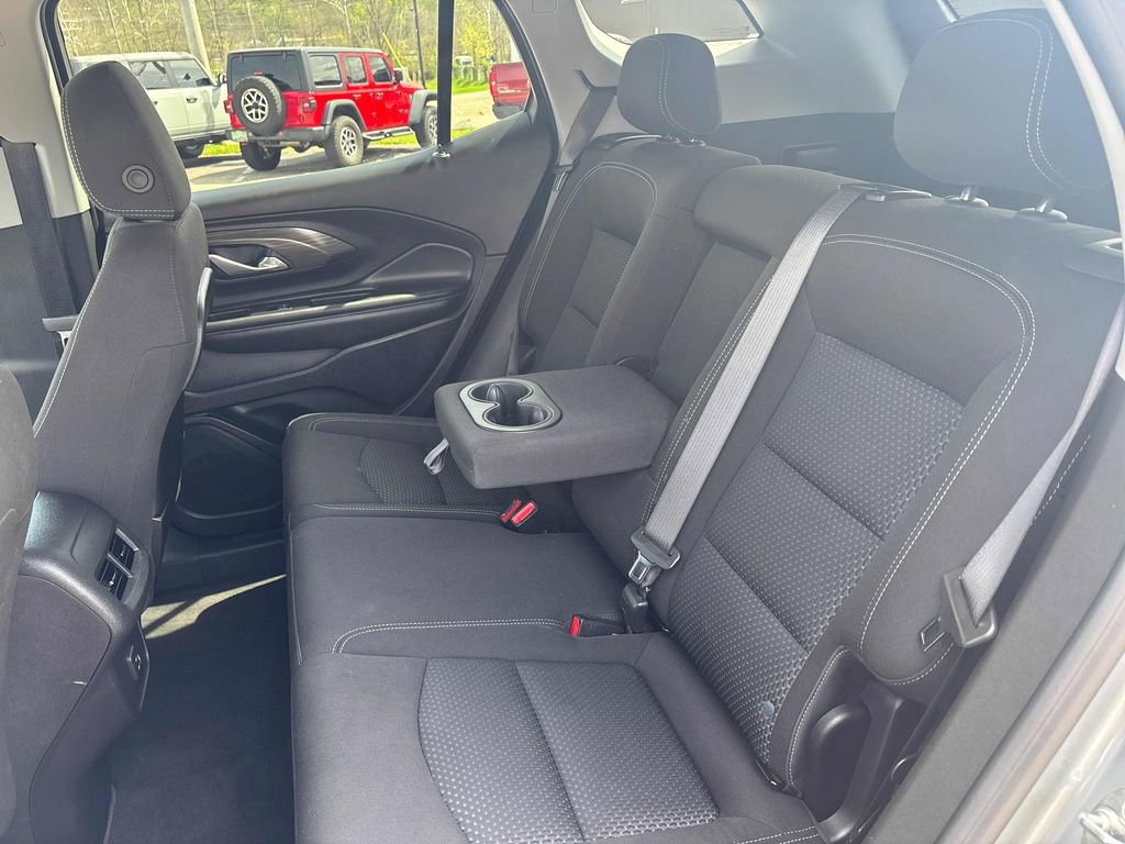 Used 2024 GMC Terrain SLE AWD/4WD image 22