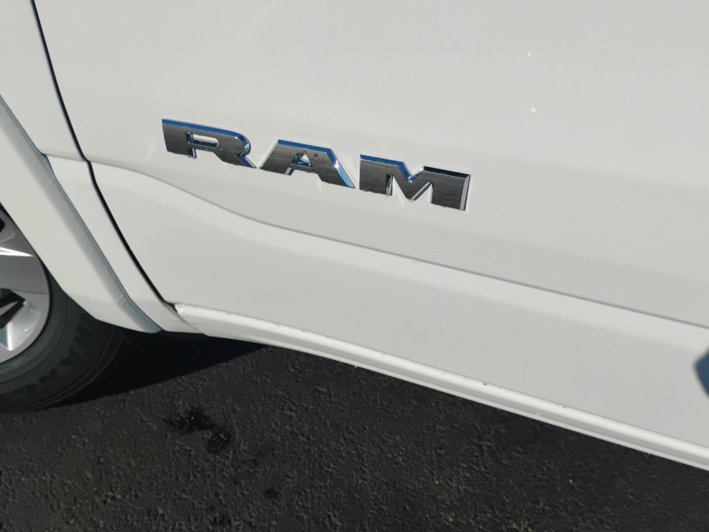 New 2027 RAM 1500 Big Horn AWD/4WD image 10