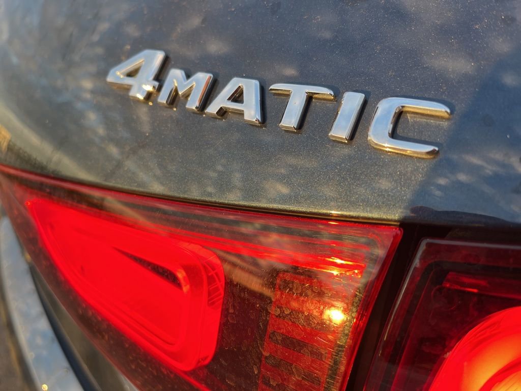 Used 2023 Mercedes-Benz GLA 250 4MATIC image 9