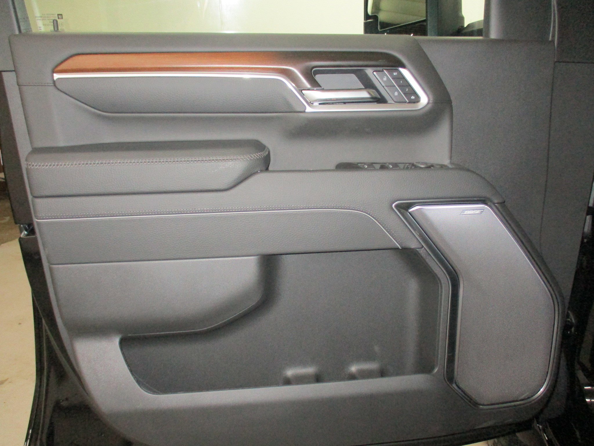 New 2025 GMC Sierra 2500 Denali w/ Technology Package image 15