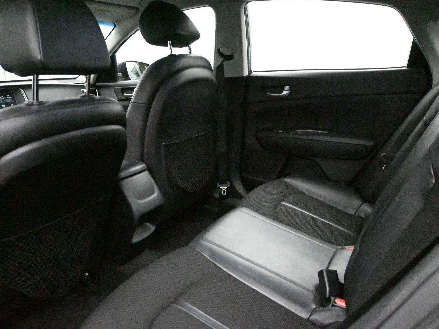 Used 2019 Kia Optima S FWD image 10