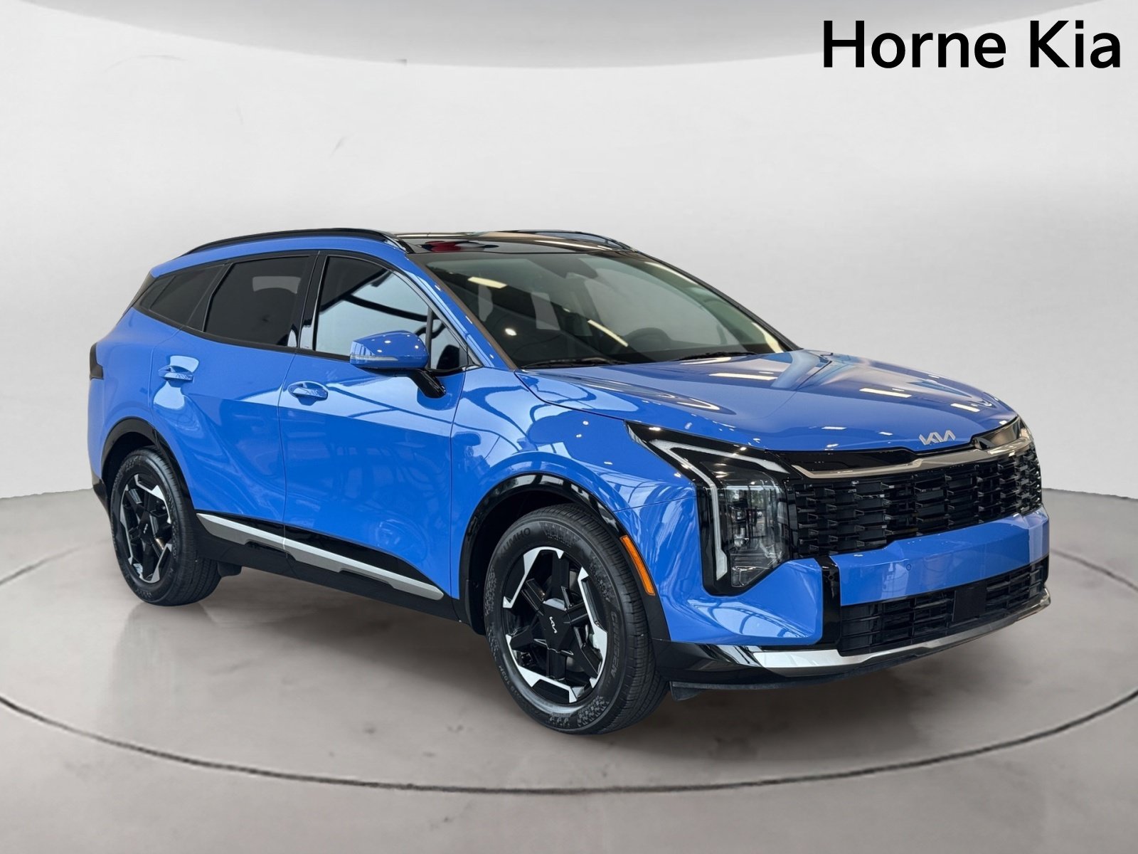 New 2026 Kia Sportage SX FWD image 2