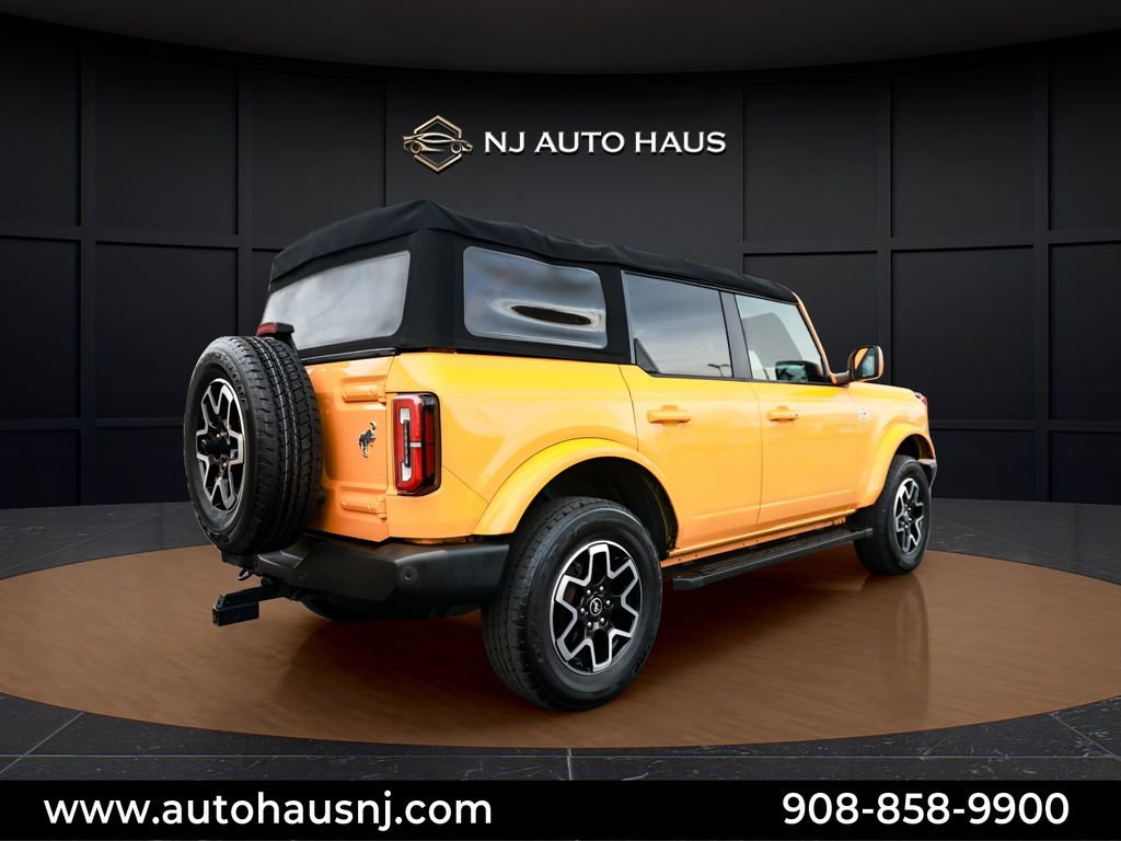 Used 2022 Ford Bronco Outer Banks image 8