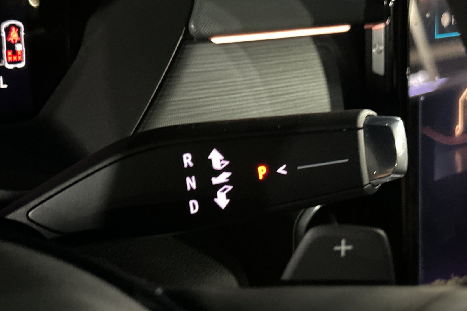 New 2026 GMC Acadia AT4 image 21