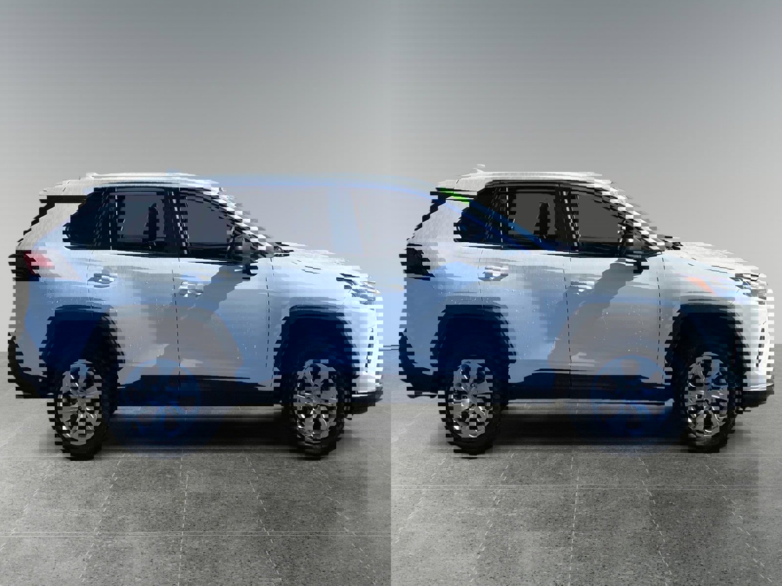 Used 2024 Toyota RAV4 LE image 6