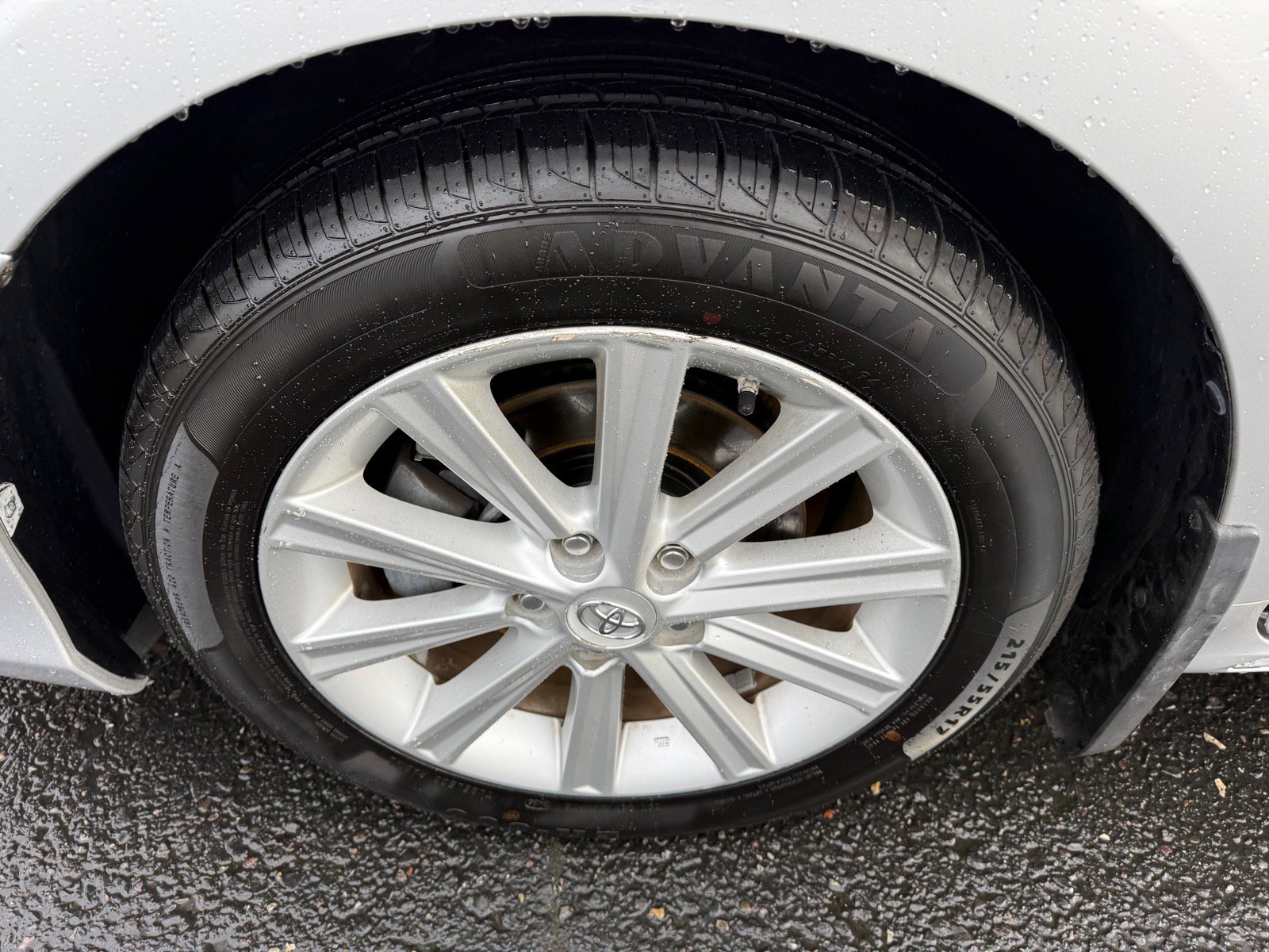 Used 2013 Toyota Camry XLE w/ Leather Pkg image 15