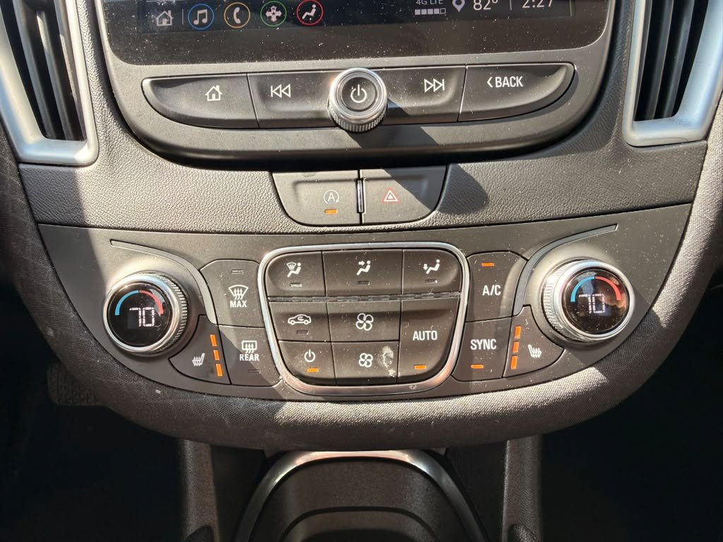 Used 2025 Chevrolet Malibu LT FWD image 36