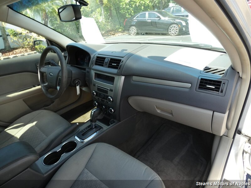 Used 2012 Ford Fusion SE FWD image 46