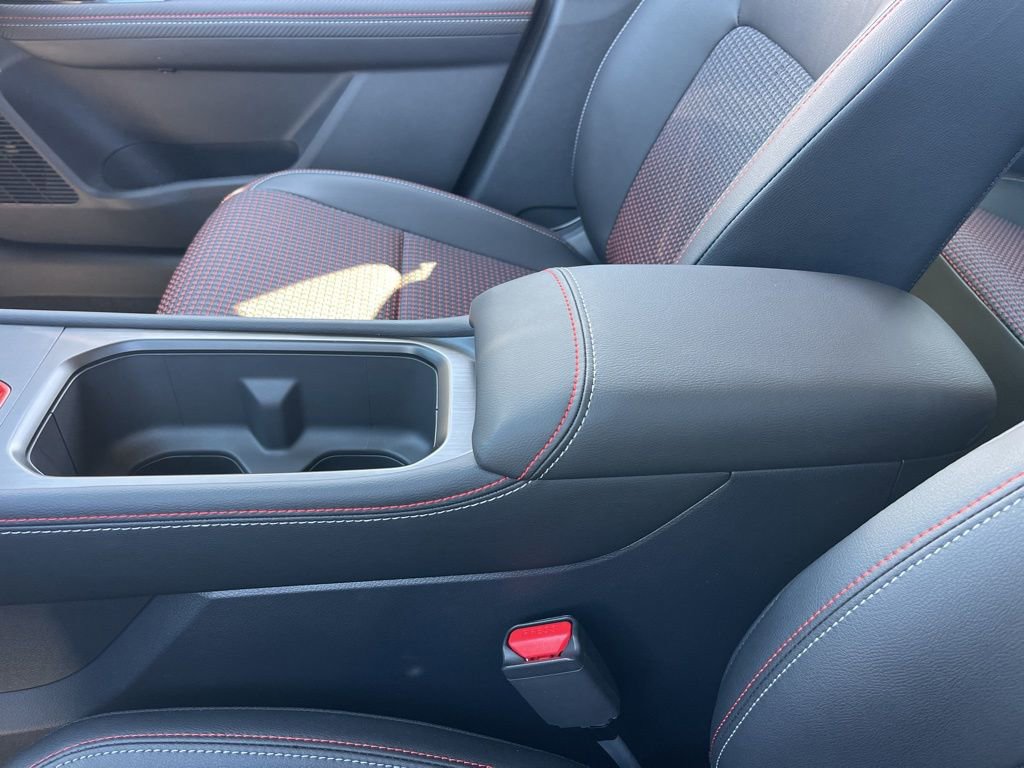 New 2026 Nissan Kicks SR w/ SR Premium Package FWD image 11