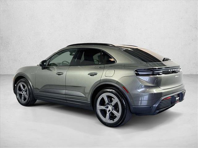 New 2026 Porsche Macan Electric RWD image 3